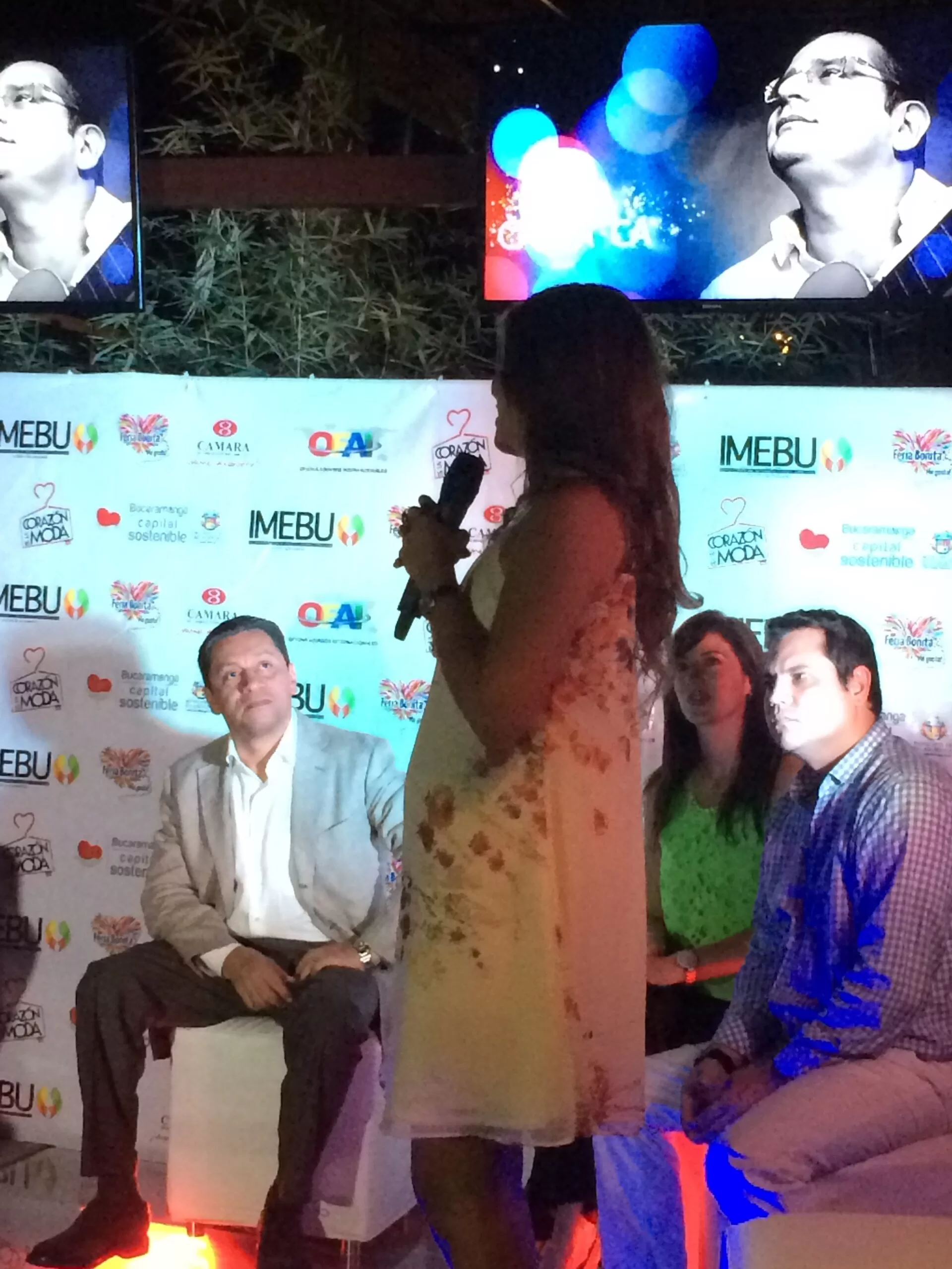 Invitados en el backing de Corazón de la Moda 2014 con IMEBU y Cámara de Comercio